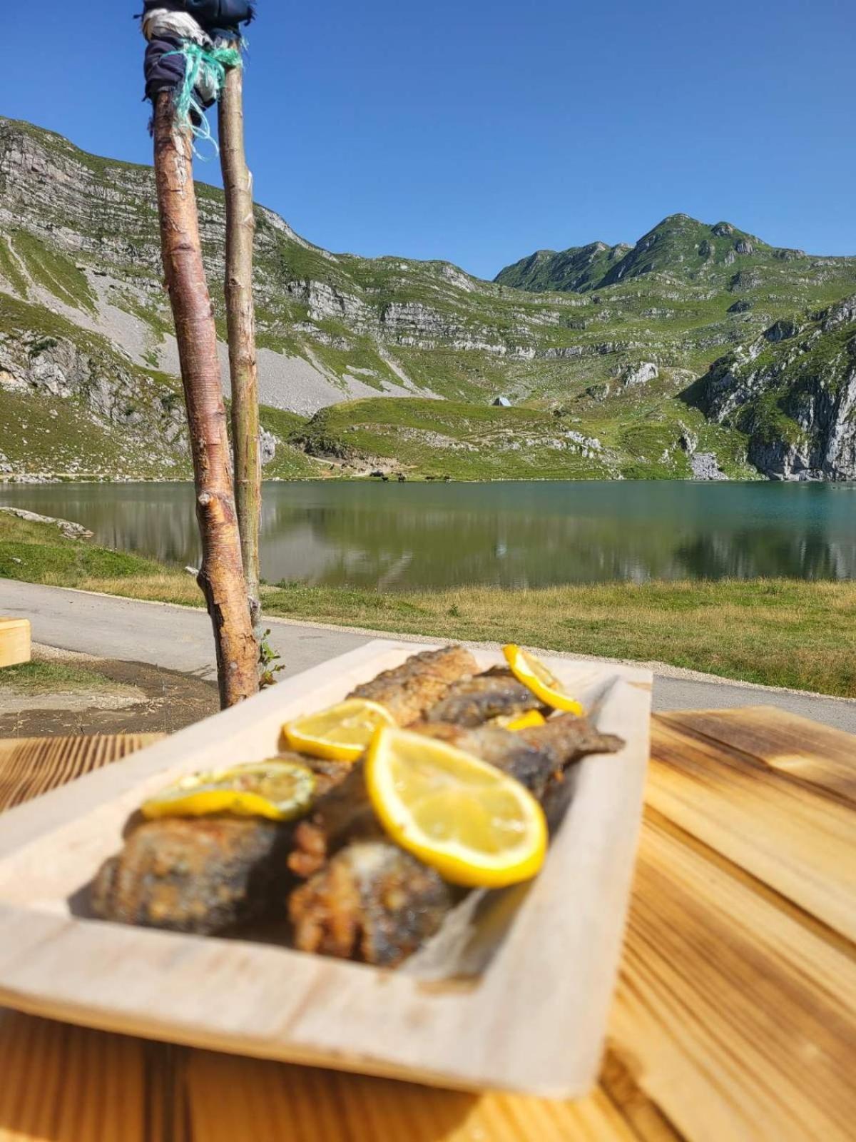 Kapetanovo Jezero, Mountain Cottage Captain'S Lake Kolašin Exterior foto